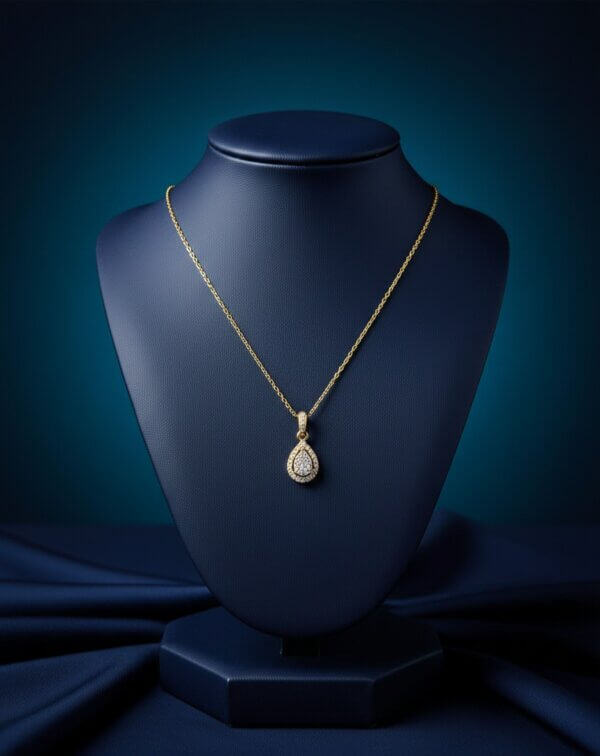 תליון טיפה משובץ יהלומים טיבעיים