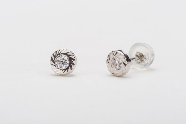 עגיל חריטה- לנה עגיל חריטה- לנה