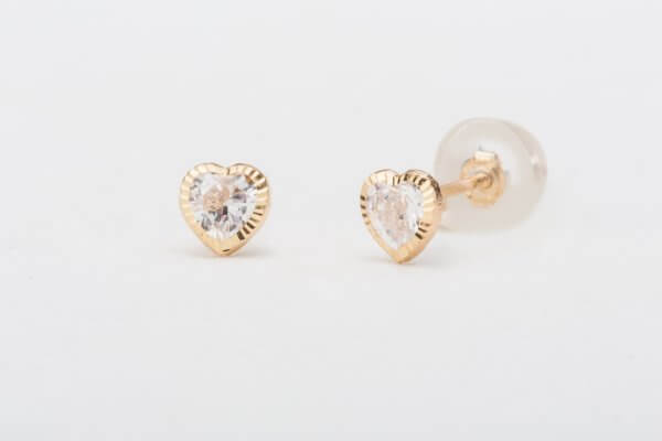 עגיל לב- חבצלת עגיל לב- חבצלת