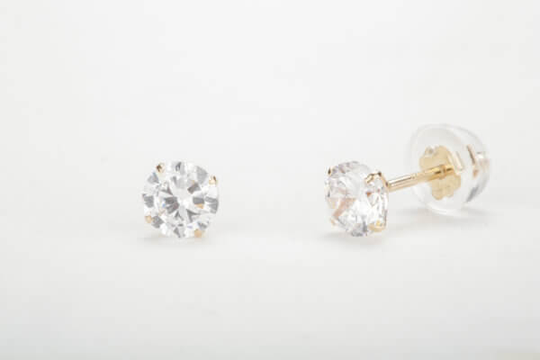 עגילי סוליטר - קוטר 5 מ"מ זרקון